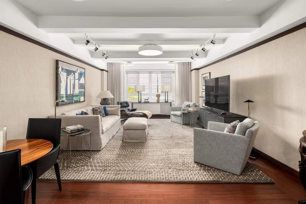 Unit for sale at 333 W 57th Street, Manhattan, NY 10019