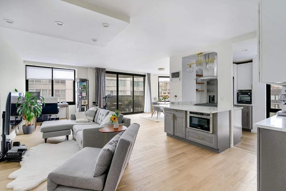 Unit for sale at 44 W 62nd Street, Manhattan, NY 10023