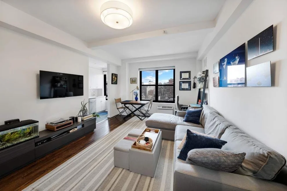 Unit for sale at 161 W 16th Street, Manhattan, NY 10011
