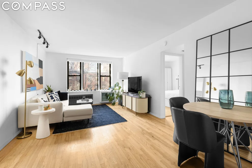 Unit for sale at 200 E 28th Street, Manhattan, NY 10016