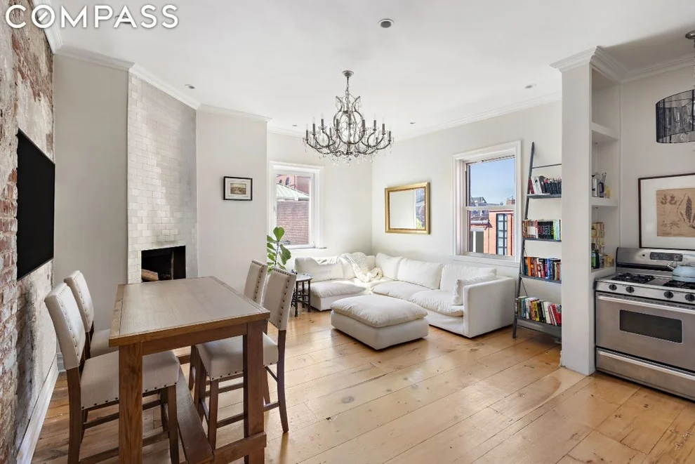 Unit for sale at 260 W 10th Street, Manhattan, NY 10014
