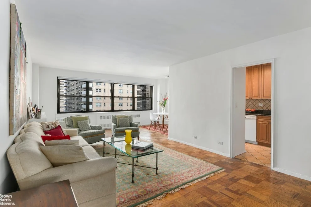 Unit for sale at 165 W END Avenue, Manhattan, NY 10023