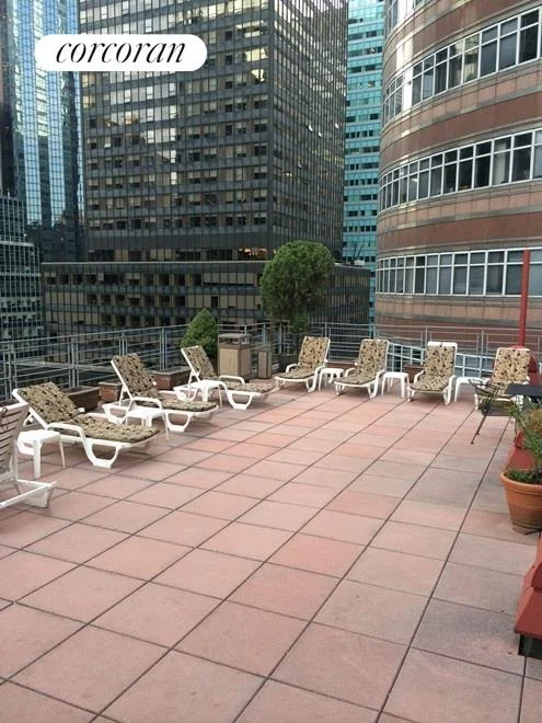 Unit for sale at 211 E 53rd Street, Manhattan, NY 10022