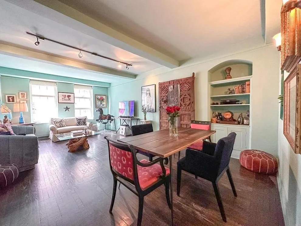Unit for sale at 470 W 24TH Street, Manhattan, NY 10011