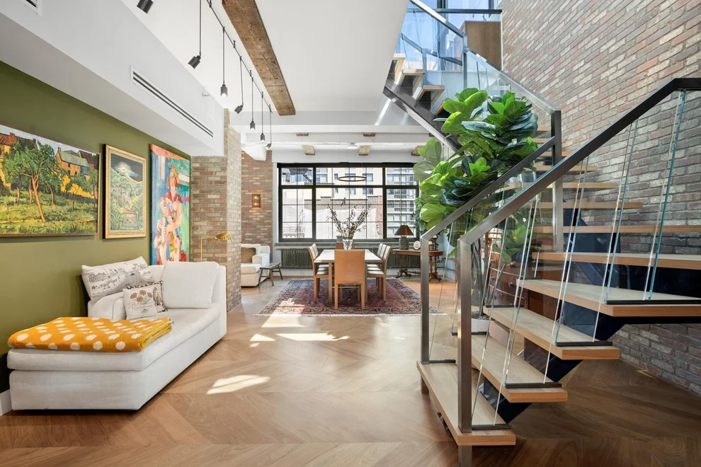Unit for sale at 360 W 36TH Street, Manhattan, NY 10018