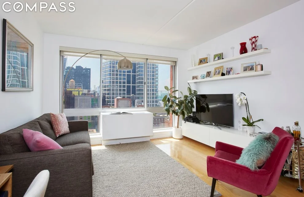 Unit for sale at 555 W 23rd Street, Manhattan, NY 10011