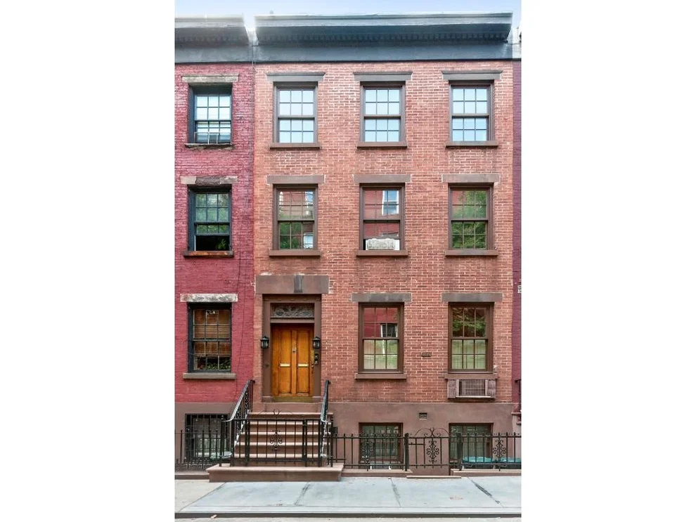 Unit for sale at 180 WAVERLY Place, Manhattan, NY 10014