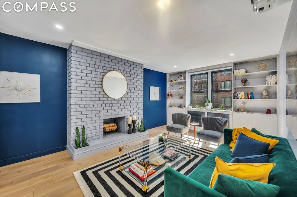 Unit for sale at 250 W 15th Street, Manhattan, NY 10011