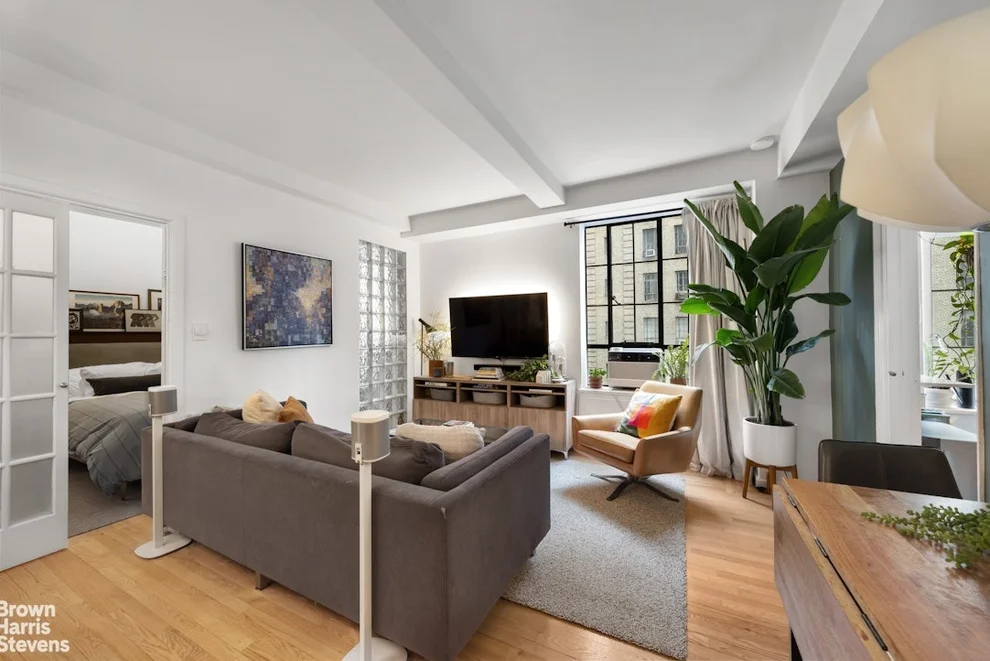 Unit for sale at 350 W 57TH Street, Manhattan, NY 10019