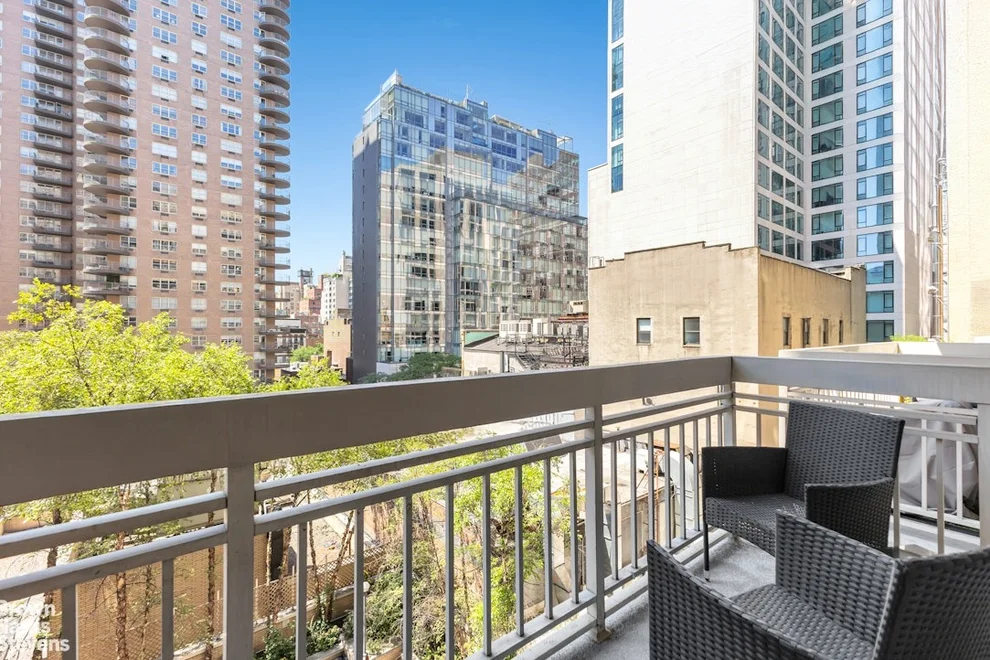Unit for sale at 170 E 87TH Street, Manhattan, NY 10028
