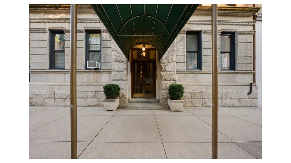 Unit for sale at 96 PERRY Street, Manhattan, NY 10014