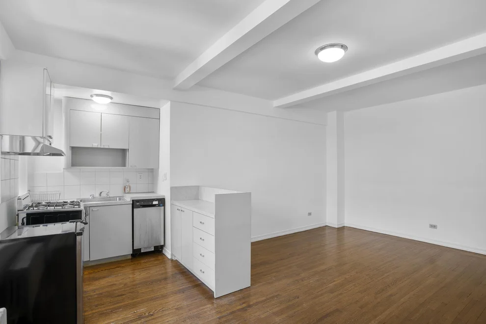Unit for sale at 339 E 58th Street, Manhattan, NY 10022