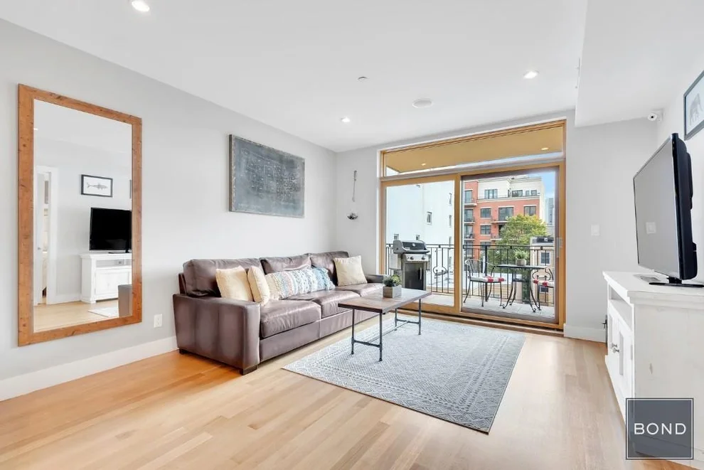 Unit for sale at 184 India Street, Brooklyn, NY 11222