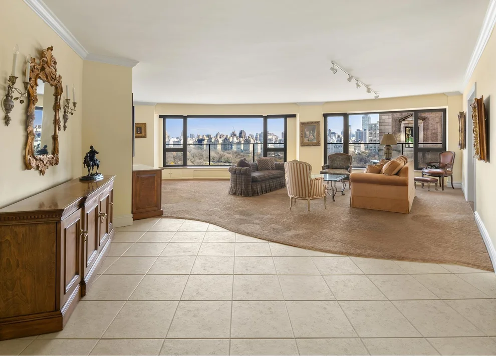 Unit for sale at 200 CENTRAL Park S, Manhattan, NY 10019