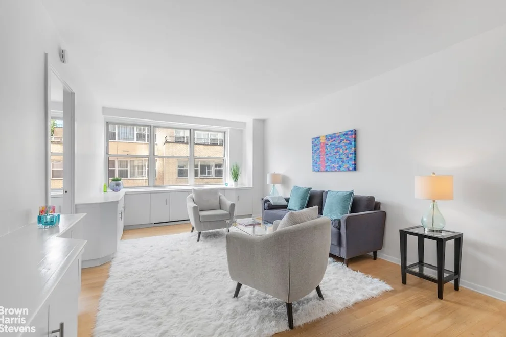 Unit for sale at 520 E 72ND Street, Manhattan, NY 10021
