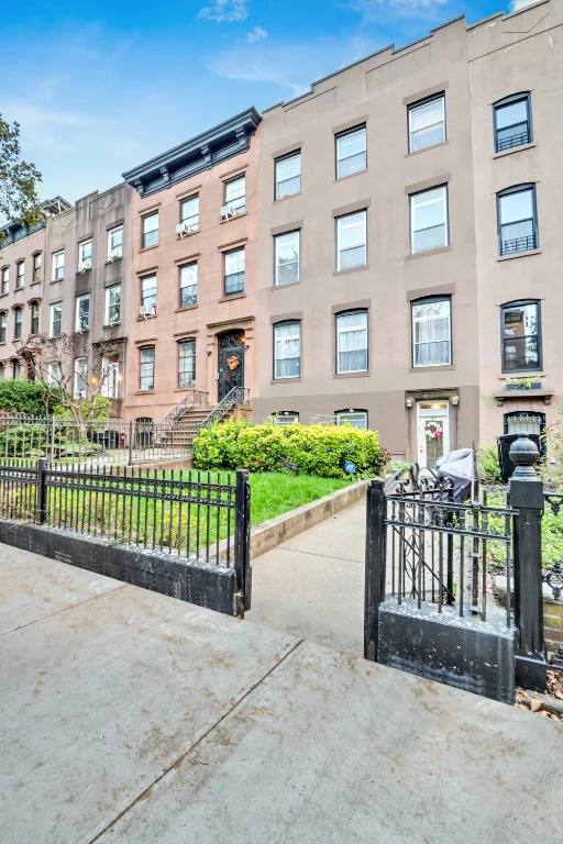 Unit for sale at 26 1st Place, Brooklyn, NY 11231