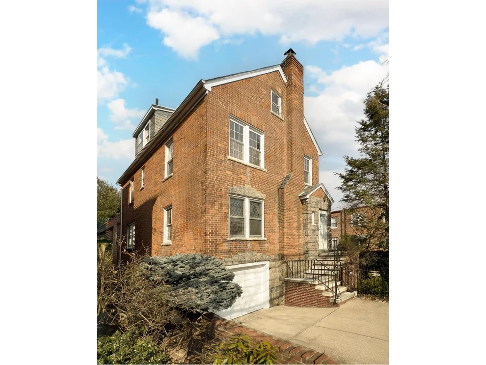 Unit for sale at 435 W 259TH Street, Bronx, NY 10471
