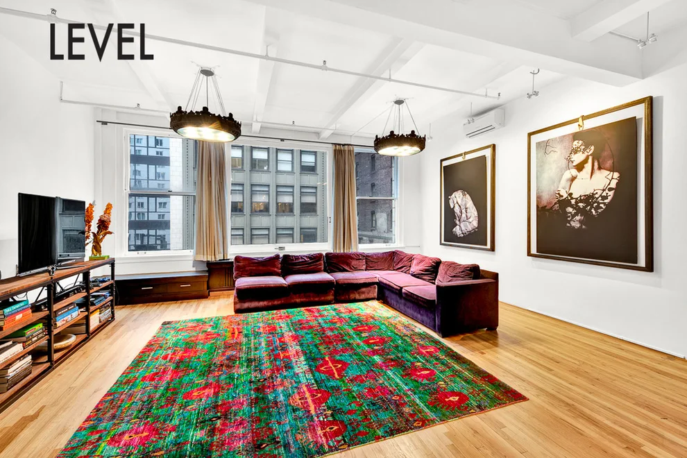 Unit for sale at 28 W 38TH Street, Manhattan, NY 10018