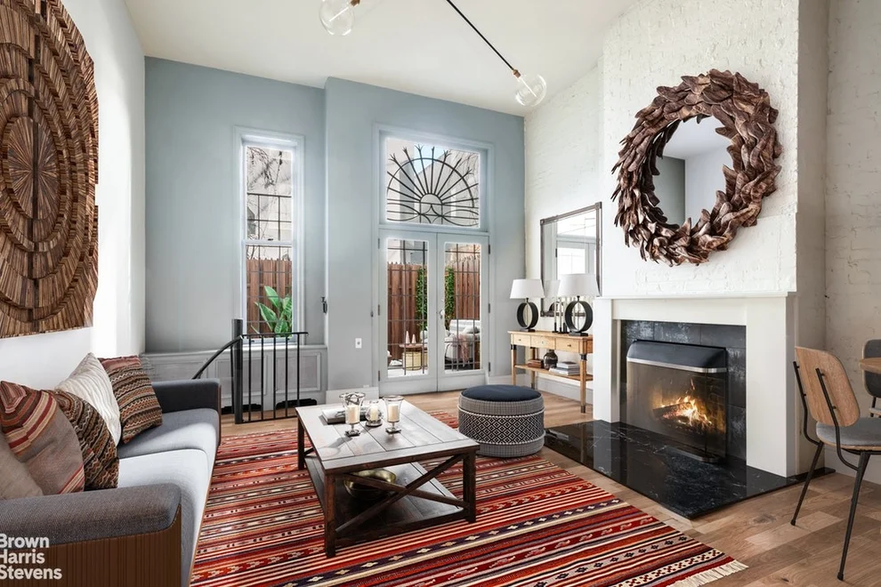 Unit for sale at 103 E 10TH Street, Manhattan, NY 10003