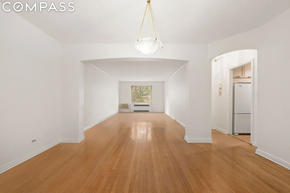 Unit for sale at 515 E 89th Street, Manhattan, NY 10128