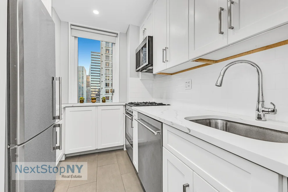 Unit for sale at 245 E 54TH Street, Manhattan, NY 10022