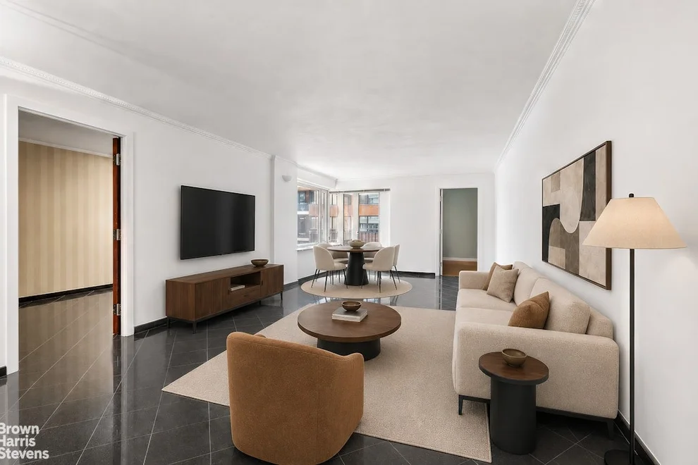 Unit for sale at 60 SUTTON Place S, Manhattan, NY 10022