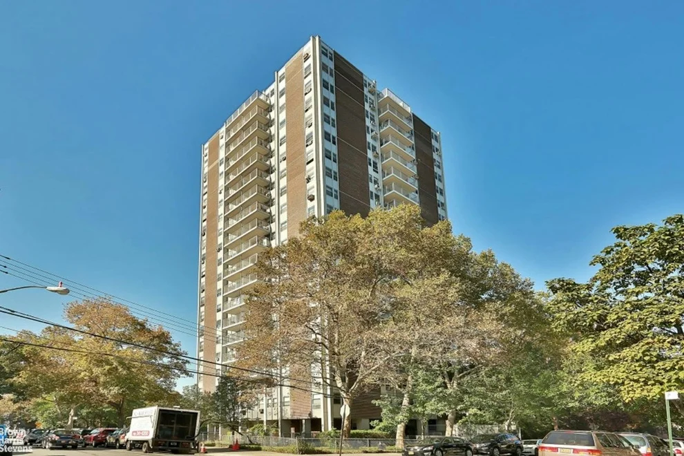 Unit for sale at 290 W 232ND Street, Bronx, NY 10463