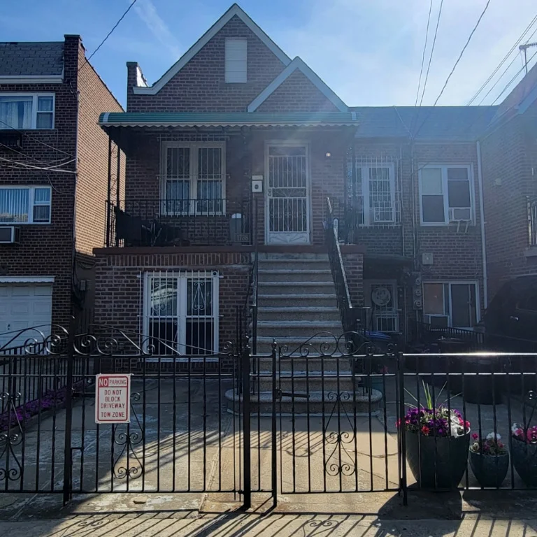 Unit for sale at 1738 BOGART Avenue, Bronx, NY 10462