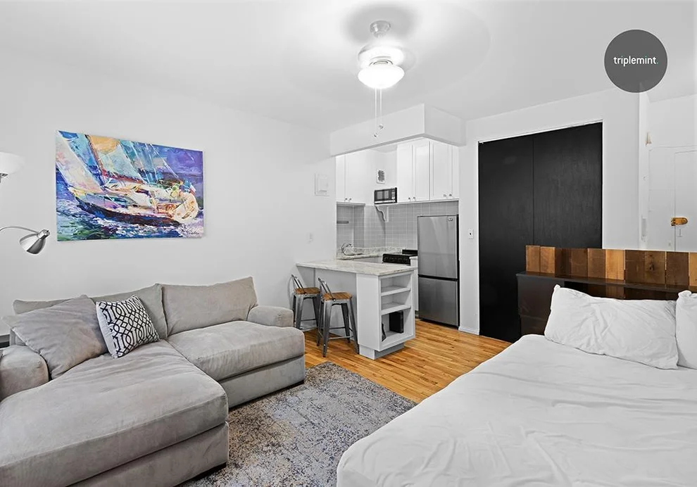 Unit for sale at 160 E 91st Street, Manhattan, NY 10128