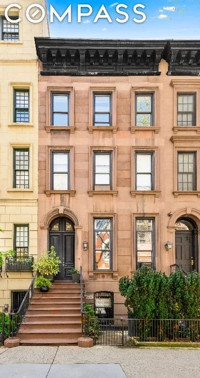 Unit for sale at 240 E 62nd Street, Manhattan, NY 10065