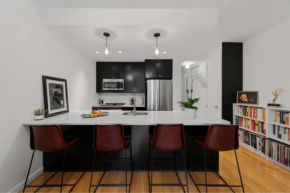 Unit for sale at 376 WEST Street, Manhattan, NY 10014