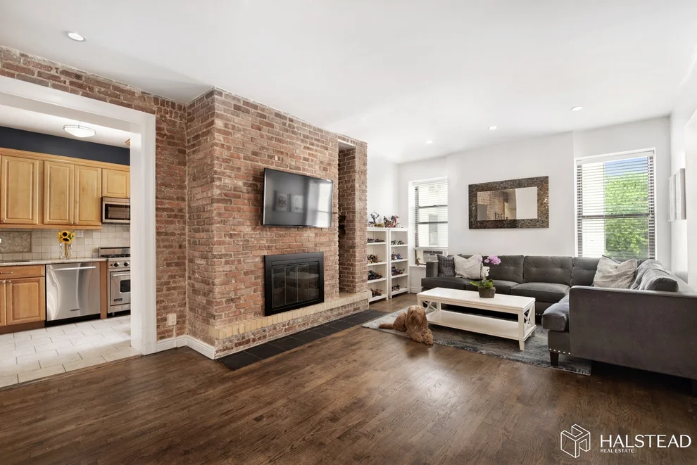 Unit for sale at 101 W 81ST Street, Manhattan, NY 10024