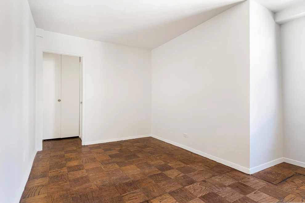 Unit for sale at 401 E 89TH Street, Manhattan, NY 10128
