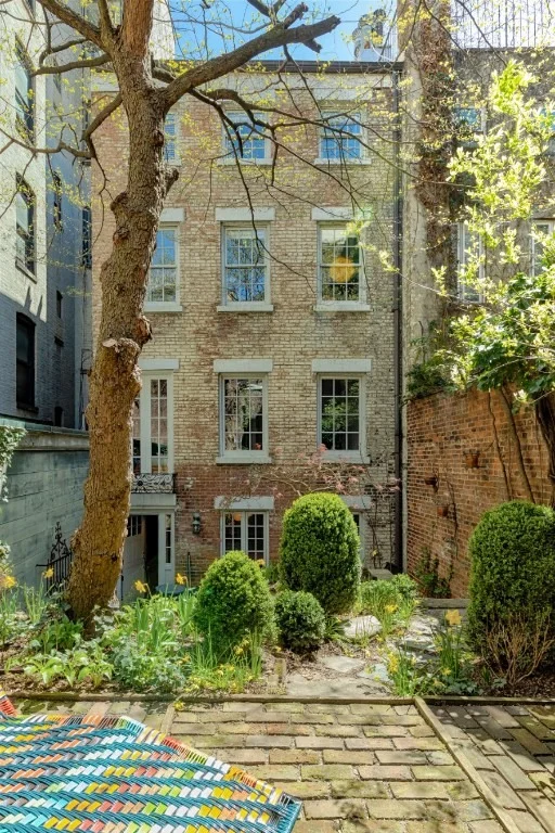 Unit for sale at 211 W 11th Street, Manhattan, NY 10014