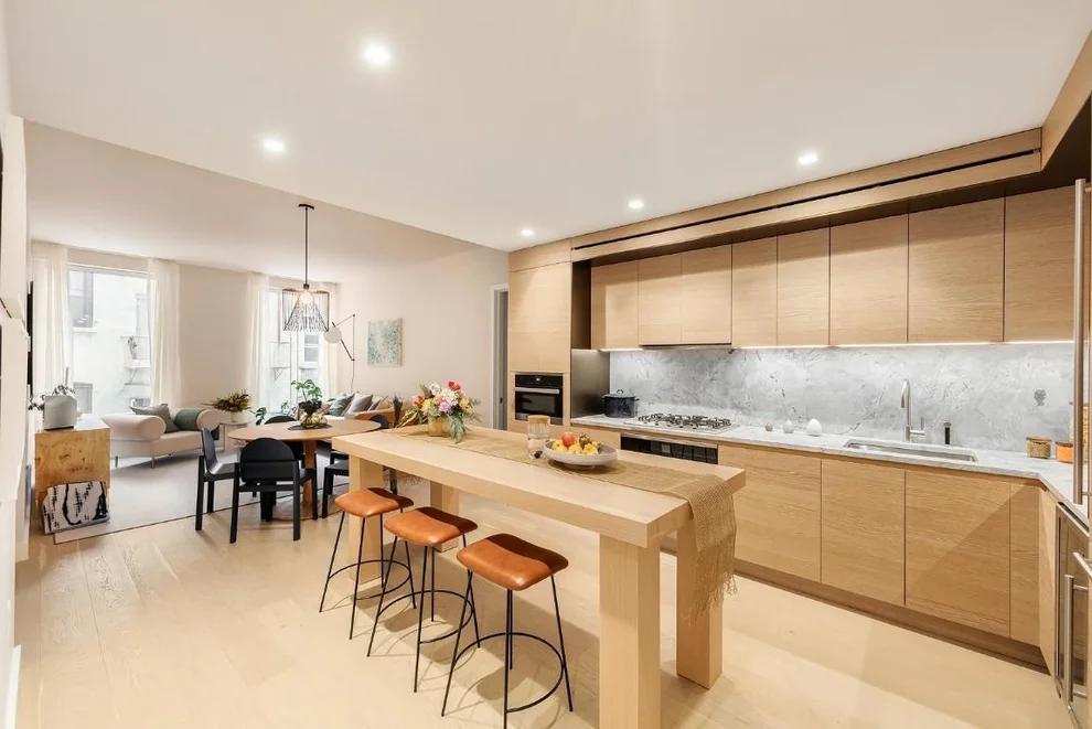 Unit for sale at 215 W 28TH Street, Manhattan, NY 10001