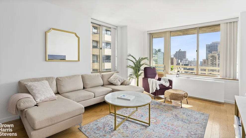 Unit for sale at 236 E 47TH Street, Manhattan, NY 10017