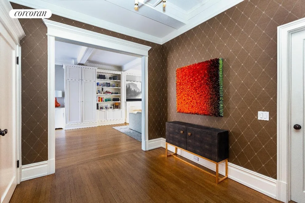 Unit for sale at 302 W 86TH Street, Manhattan, NY 10024