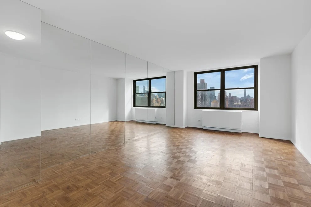 Unit for sale at 301 E 79th Street, Manhattan, NY 10021