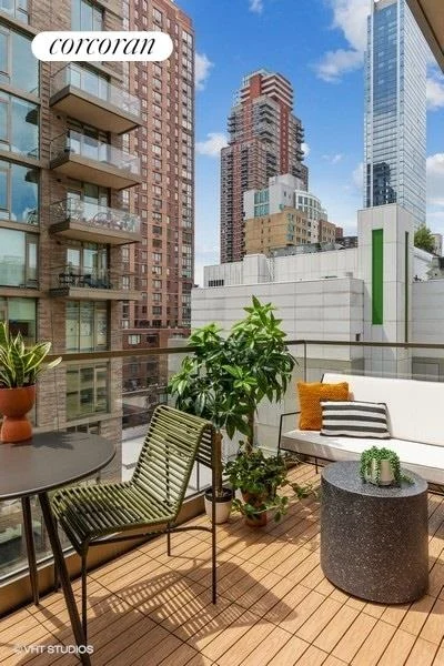 Unit for sale at 505 W 43RD Street, Manhattan, NY 10036