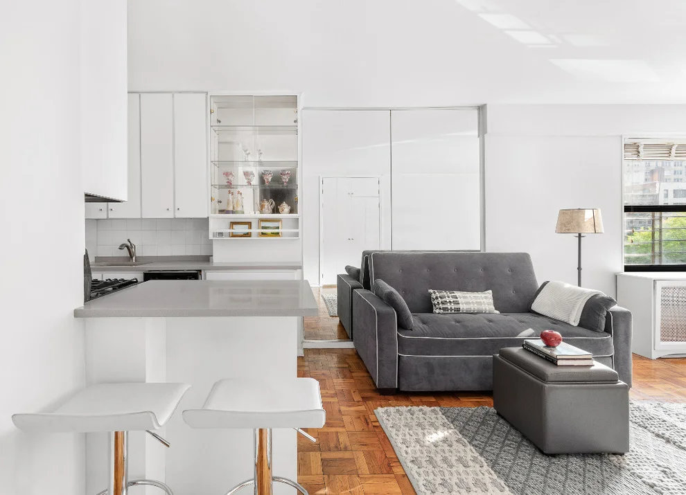 Unit for sale at 240 E 76th Street, Manhattan, NY 10021