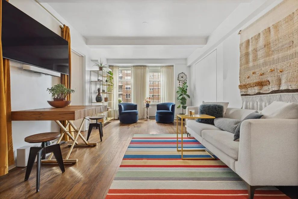 Unit for sale at 405 W 23RD Street, Manhattan, NY 10011