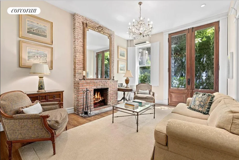 Unit for sale at 92 HORATIO Street, Manhattan, NY 10014
