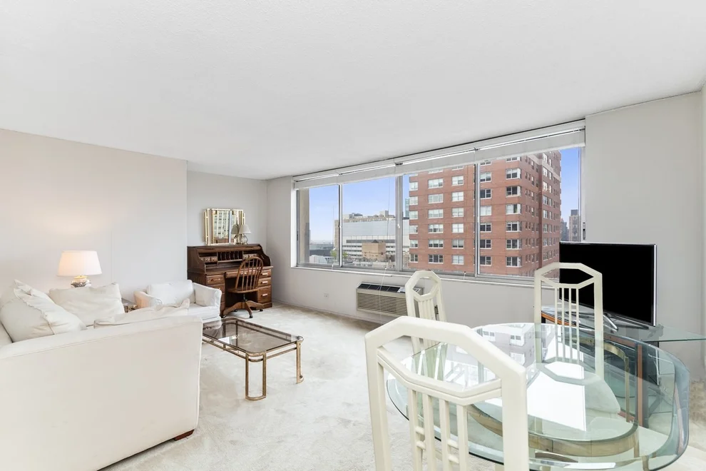 Unit for sale at 353 E 72ND Street, Manhattan, NY 10021