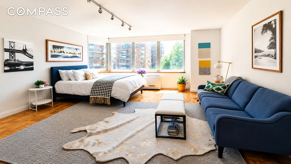 Unit for sale at 500 W 43rd Street, Manhattan, NY 10036