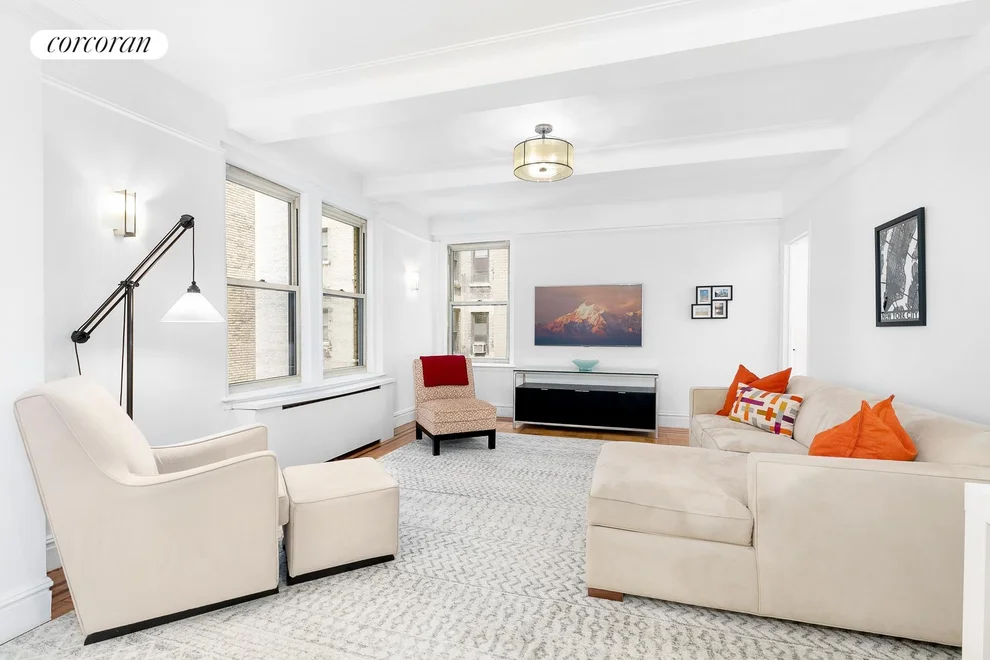 Unit for sale at 310 W 72ND Street, Manhattan, NY 10023