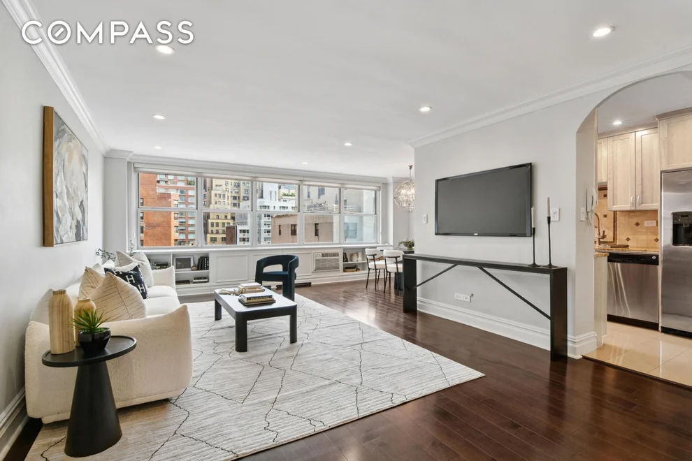 Unit for sale at 310 E 70th Street, Manhattan, NY 10021