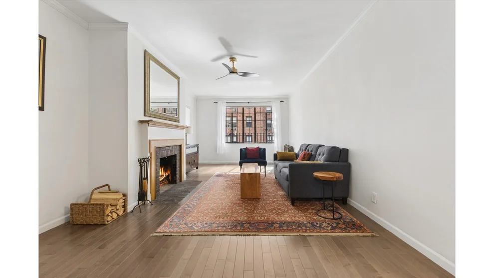 Unit for sale at 333 E 41ST Street, Manhattan, NY 10017