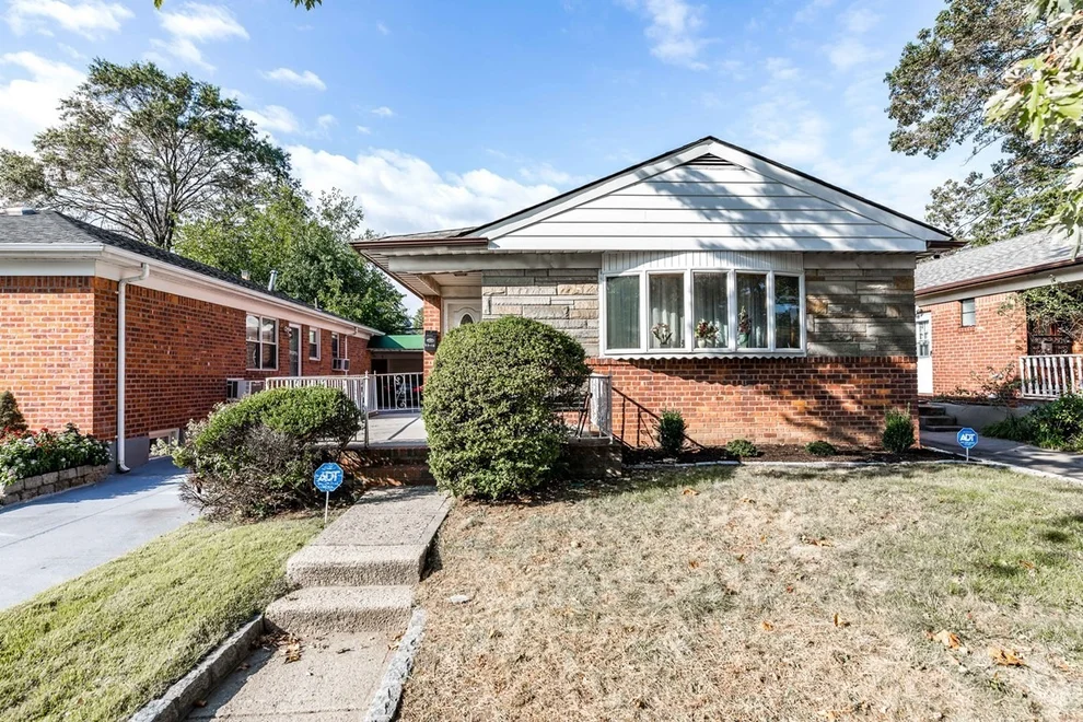 Unit for sale at 53 OCEANIA Street, Queens, NY 11364