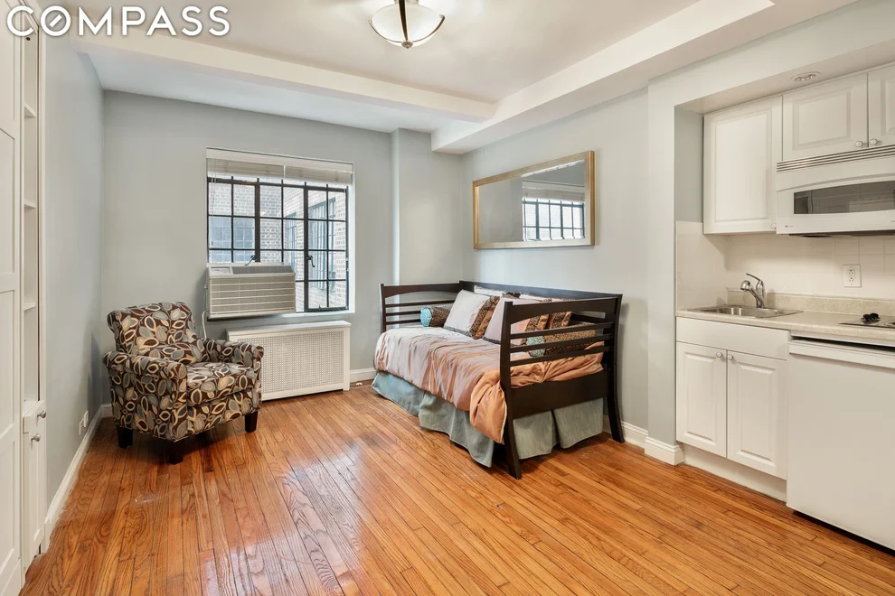 Unit for sale at 25 Tudor City Place, Manhattan, NY 10017