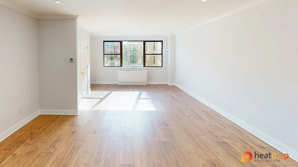 Unit for sale at 402 E 90TH Street, Manhattan, NY 10128